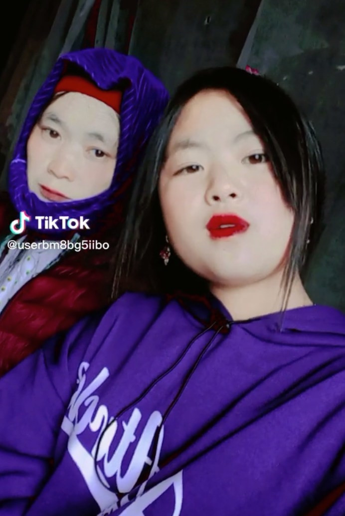 Mẹ Phúng Phính quay clip TikTok chẳng nói câu nào vẫn có lượt follow khủng