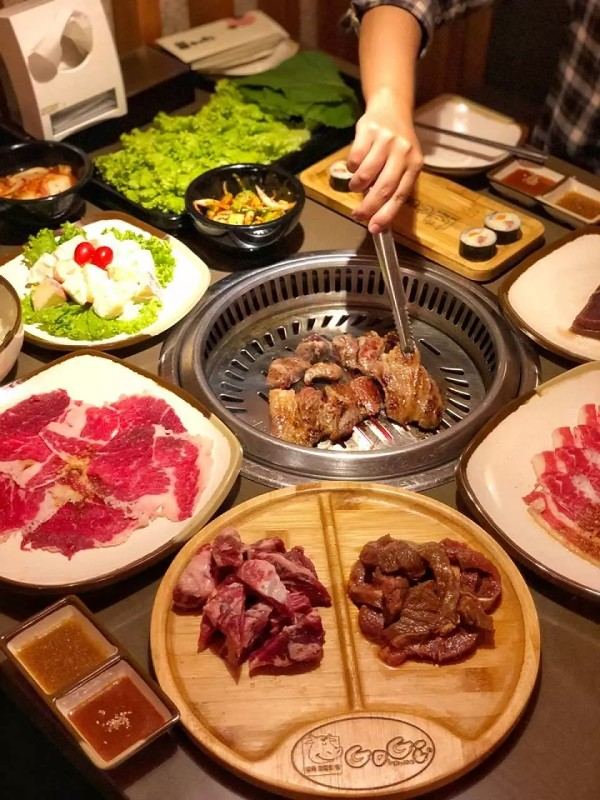 Săn voucher buffet đồ nướng Hàn - Ăn thả ga tiết kiệm chi phí